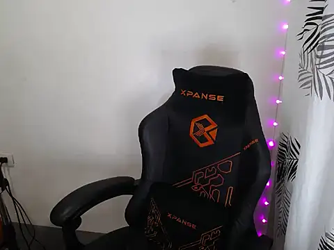 kate 69x online show from 04.10.26