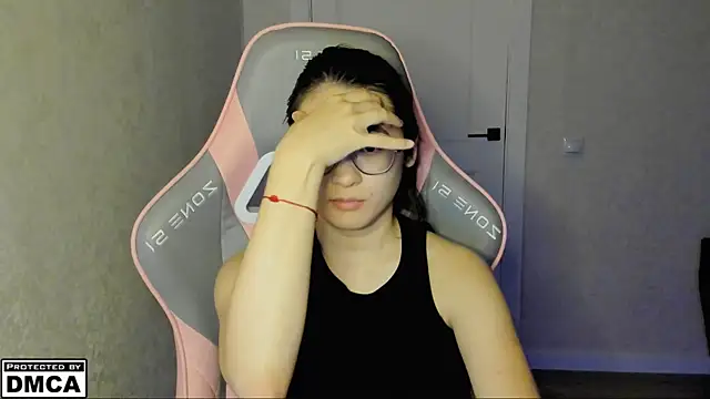 MeilideQian1 online show from 11.04.25