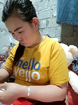 jienrrr online show from 10.31.25