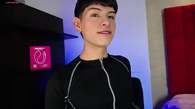 Ezra Storm online show from 10.16.25