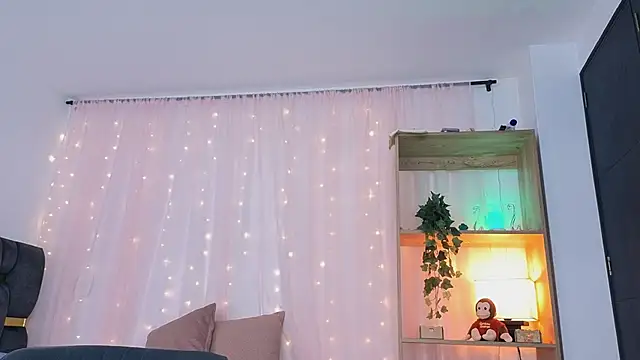 anitaglow online show from 10.07.25