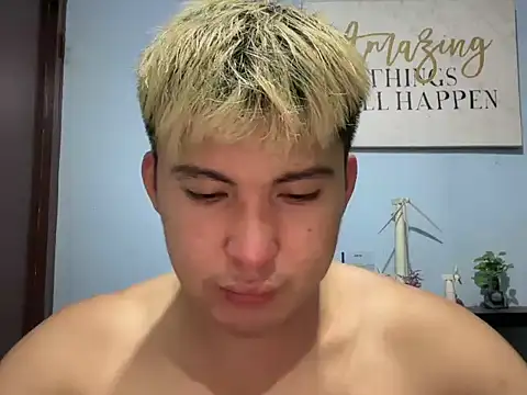 Snapshot of lovely_jay chatting on 05.12.26 lovely jay online show from 05.12.26