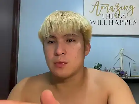 Snapshot of lovely_jay chatting on 06.20.26 lovely jay online show from 06.20.26