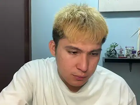 Snapshot of lovely_jay chatting on 07.06.26 lovely jay online show from 07.06.26