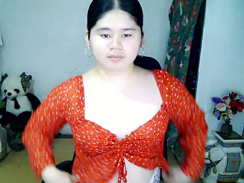 skinnygirl 69 online show from 11.04.25