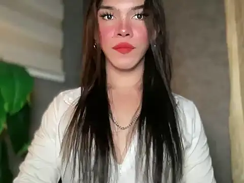 Snapshot of Misselliefayexxx chatting on 05.11.26 Misselliefayexxx online show from 05.11.26