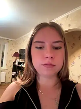 Tomyris yuki online show from 11.22.25