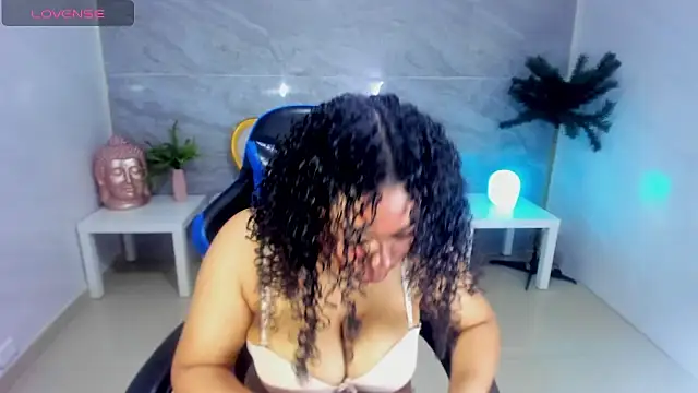 risada temptation s online show from 10.04.25