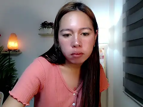 Snapshot of kimbratx chatting on 05.20.26 kimbratx online show from 05.20.26