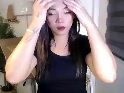 Snapshot of scarlett_brownx69 chatting on 06.23.26 scarlett brownx69 online show from 06.23.26