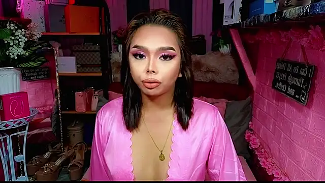 MoniqueCeleste online show from 11.23.25