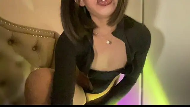 solana imani online show from 04.10.26