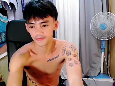 urhunky boy online show from 09.22.25