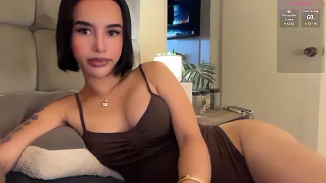 Snapshot of s1nfulbarbie chatting on 05.25.26 s1nfulbarbie online show from 05.25.26