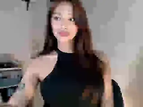 Snapshot of itsmekarinaaa chatting on 10.04.25 itsmekarinaaa online show from 10.04.25