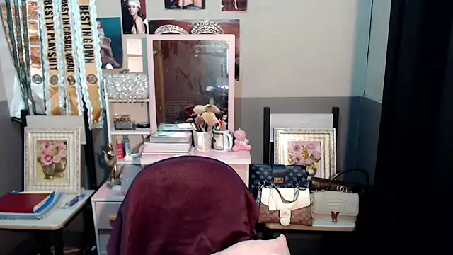 miya khali online show from 11.02.25