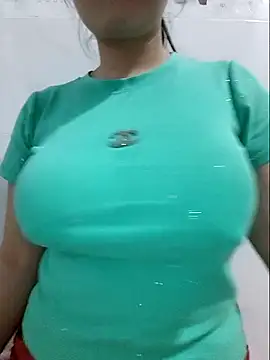 Snapshot of Shiny_Babe chatting on 01.15.26 Shiny Babe online show from 01.15.26