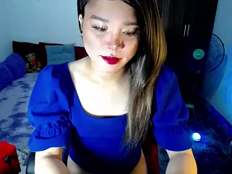 Urassiansweetcummer online show from 03.02.26