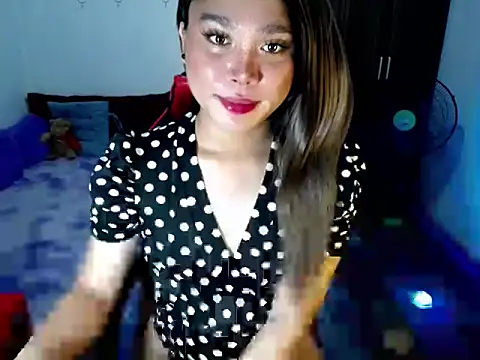 Urassiansweetcummer online show from 03.27.26