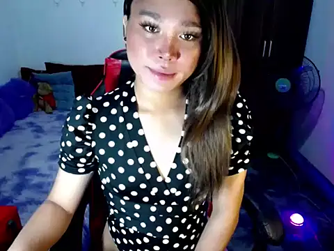 Urassiansweetcummer online show from 03.28.26