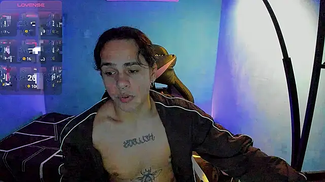 Snapshot of Maximiliano_scoott__ chatting on 09.29.25 Maximiliano scoott   online show from 09.29.25