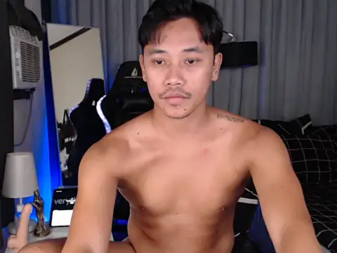 alexsuckable01 online show from 04.23.26