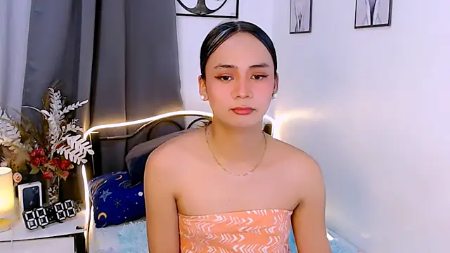 Zialustts online show from 11.23.25