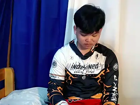 Reynelcock online show from 11.02.25