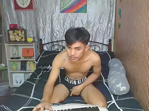 urhot chany online show from 10.26.25