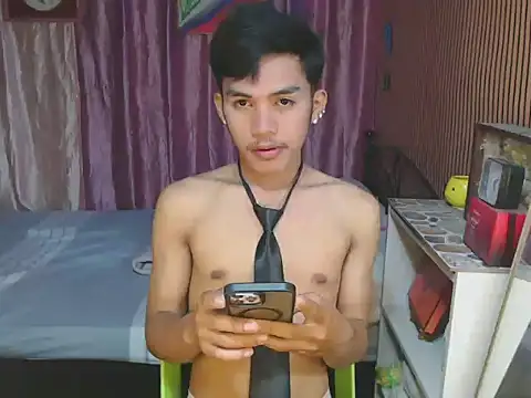 urhot chany online show from 12.04.25