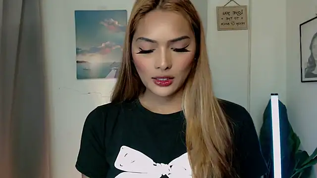 Wena Larson88 online show from 09.18.25