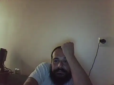 Snapshot of Negovotoo chatting on 09.17.25 Negovotoo online show from 09.17.25