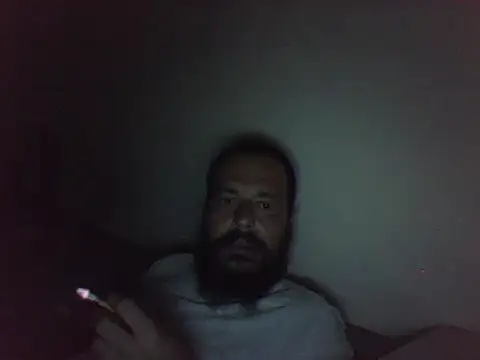 Snapshot of Negovotoo chatting on 09.25.25 Negovotoo online show from 09.25.25