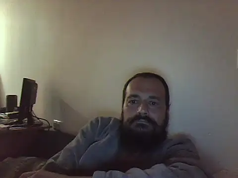 Snapshot of Negovotoo chatting on 09.30.25 Negovotoo online show from 09.30.25