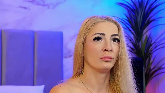 Izabellle02 online show from 03.13.26