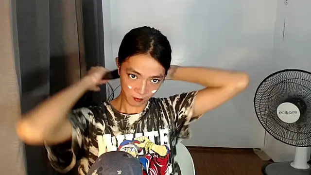 slimladyxoxo online show from 09.21.25