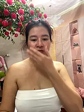 Bollozzy 89 online show from 10.25.25