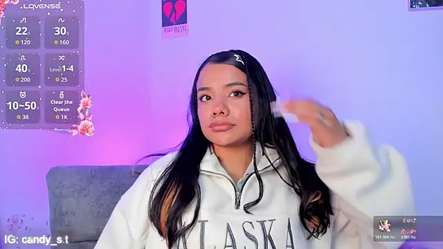 Shophie thoopson online show from 03.22.26