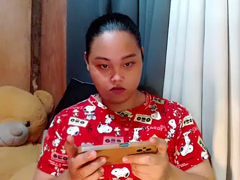  Lylia online show from 12.03.25