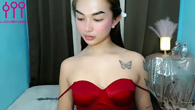 Snapshot of Goddess_Isabel chatting on 07.18.26 Goddess Isabel online show from 07.18.26