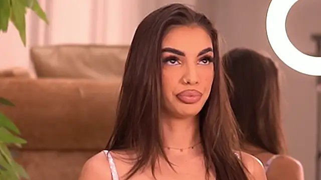 KendalJolly online show from 10.18.25