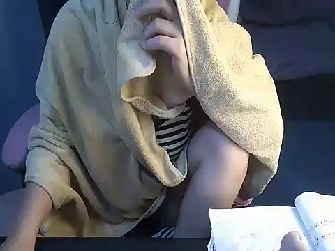 Ori-Yannie online show from 11.14.25