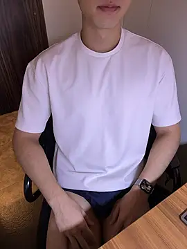 gochu1004 online show from 10.21.25