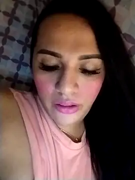 enoria1992 online show from 10.18.25