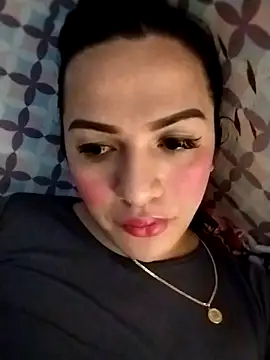 enoria1992 online show from 12.17.25