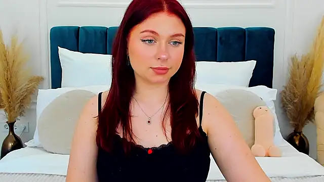 Snapshot of LizyBex chatting on 02.19.26 LizyBex online show from 02.19.26