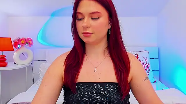 Snapshot of LizyBex chatting on 04.06.26 LizyBex online show from 04.06.26