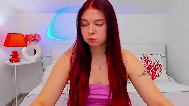 Snapshot of LizyBex chatting on 06.19.26 LizyBex online show from 06.19.26
