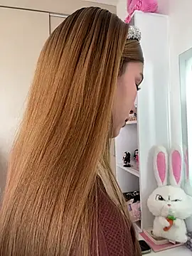 Nikii   online show from 04.21.26