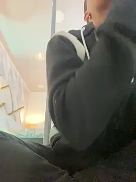 LorenBeiker- online show from 02.23.26